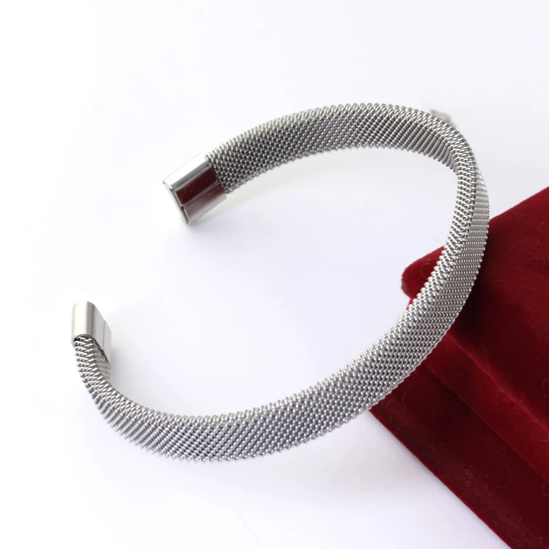 Wholesale\Retail! Fashion Jewelry 18cm*8mm 13g 316L Stainless Steel Silver Half Round Cuff Bracelet Bangle For Women, Godd Gift
Wholesale\Retail! Fashion Jewelry 18cm*8mm 13g 316L Stainless Steel Silver Half Round Cuff Bracelet Bangle For Women, Godd Gift