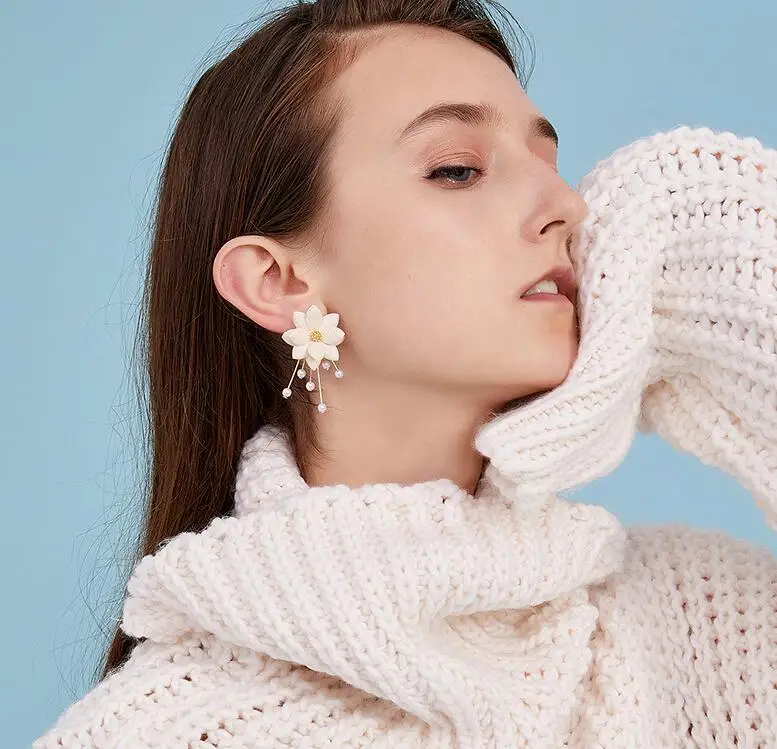 New Design Trendy Flowers Plant Long Dangle Earrings Sweet Pearl Drop Earrings for Women Fashion Kawaii Jewelry Gifts for Women
New Design Trendy Flowers Plant Long Dangle Earrings Sweet Pearl Drop Earrings for Women Fashion Kawaii Jewelry Gifts for Women