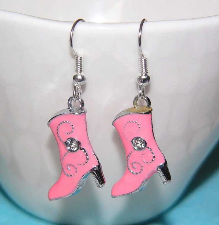 2015 Hot Fashion Jewelry 20 Pair Enamel Pink 3D Cowboy Boots Charm Pendants Drape Earrings For Women DIY Free Shipping S321
2015 Hot Fashion Jewelry 20 Pair Enamel Pink 3D Cowboy Boots Charm Pendants Drape Earrings For Women DIY Free Shipping S321