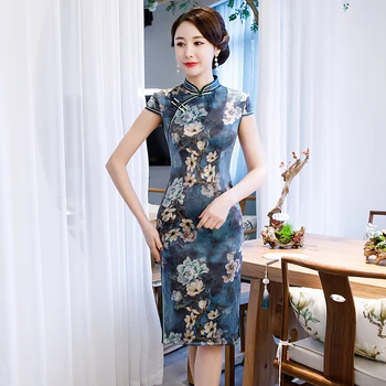 Elegant Lady Chinese Traditional Qipao Print Flower Summer Short Sleeve Evening Dress Sexy Split Cheongsam Plus Size Vestidos
Elegant Lady Chinese Traditional Qipao Print Flower Summer Short Sleeve Evening Dress Sexy Split Cheongsam Plus Size Vestidos