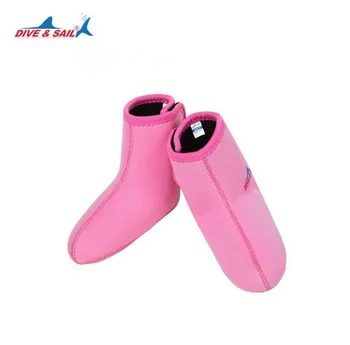 Kids 3mm Neoprene Snorkeling Shoes Scuba Diving Socks Beach Boots Wetsuit Prevent Scratches Warming Winter Swimming Seaside Fins
Kids 3mm Neoprene Snorkeling Shoes Scuba Diving Socks Beach Boots Wetsuit Prevent Scratches Warming Winter Swimming Seaside Fins