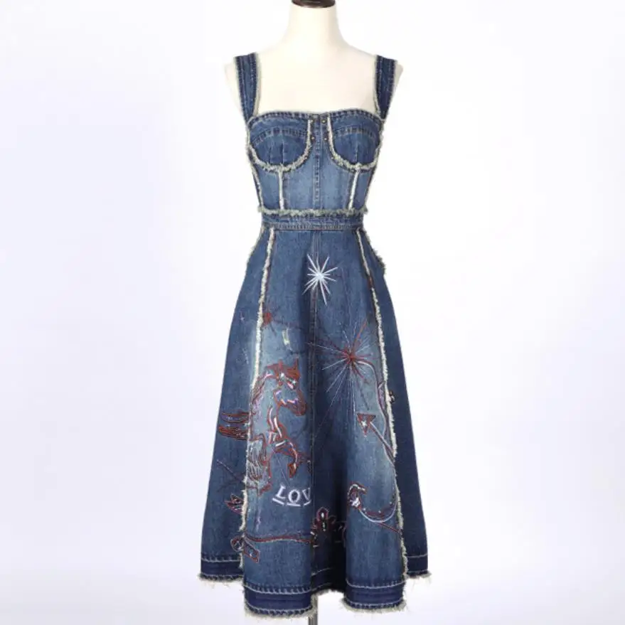 2019 Summer Spring Long Denim Dress Women Sleeveless Strap high waist Jeans Dress Vintage Embroidered Floral a-line dress
2019 Summer Spring Long Denim Dress Women Sleeveless Strap high waist Jeans Dress Vintage Embroidered Floral a-line dress