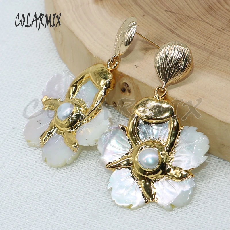 3 pairs Shell flowers earring, shell earrings,plated colors earrings elegant jewelry women gift for lady 4988
3 pairs Shell flowers earring, shell earrings,plated colors earrings elegant jewelry women gift for lady 4988