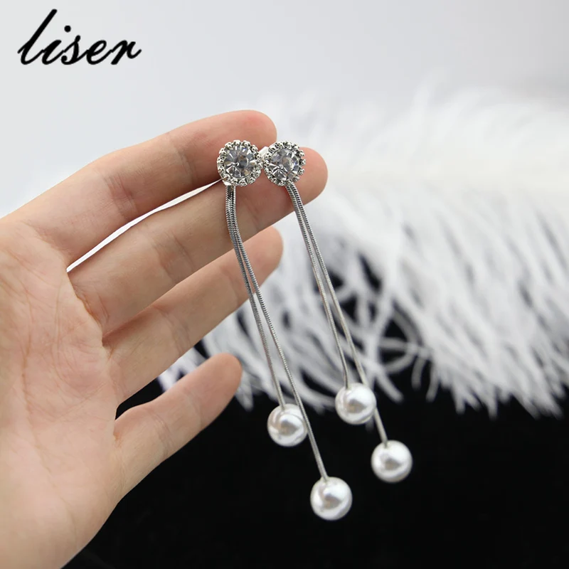 Elegant Pendientes Flecos 2019 Women Long Earring Pearl Charm Pendent Snake Chain Tassel Earring Bridal Wedding Jewelry oorbelle
Elegant Pendientes Flecos 2019 Women Long Earring Pearl Charm Pendent Snake Chain Tassel Earring Bridal Wedding Jewelry oorbelle