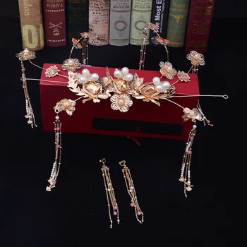 Chinese new style costume bridal headdress golden suit Phoenix crown long flowing and elegant brides hair jewelry
Chinese new style costume bridal headdress golden suit Phoenix crown long flowing and elegant brides hair jewelry