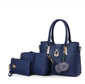 3pcs Women bag Set Leather Handbags Fashion Desginer Crossbody Bags Fur Ball Decor Shoulder Messenger Bag Clutch Composite Bag
3pcs Women bag Set Leather Handbags Fashion Desginer Crossbody Bags Fur Ball Decor Shoulder Messenger Bag Clutch Composite Bag