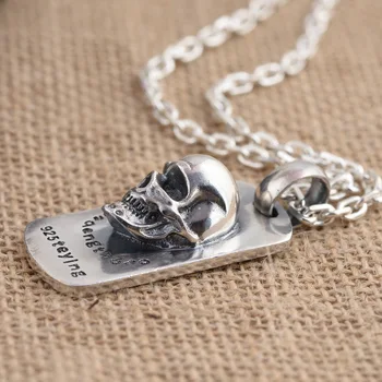 S925 Silver Punk Style Men's Cool Skull Square Card Domineering Pendant D314 just pendant
S925 Silver Punk Style Men's Cool Skull Square Card Domineering Pendant D314 just pendant