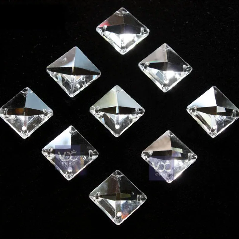 100pcs 22mm Crystal Chandelier Parts Square Glass Beads with 2 Holes Glass Lighting Prism Suncatchers Home Decor Accoessory DIY
100pcs 22mm Crystal Chandelier Parts Square Glass Beads with 2 Holes Glass Lighting Prism Suncatchers Home Decor Accoessory DIY