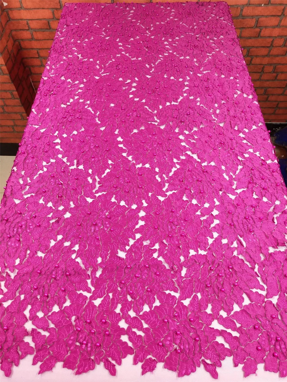 French lace fabric 5 yrds/pce dhl magenta full leaf patterns beads fabrics for luxury asoebi women dresses 2018 high quality
French lace fabric 5 yrds/pce dhl magenta full leaf patterns beads fabrics for luxury asoebi women dresses 2018 high quality