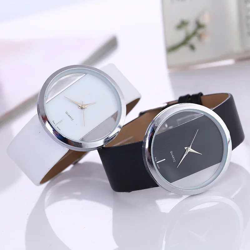 Fashion Classic Skeleton Ladies Watch Engraving Hollow Reloj Hombre Quartz Wristwatch Leather Band Women Clock Relogio Feminino
Fashion Classic Skeleton Ladies Watch Engraving Hollow Reloj Hombre Quartz Wristwatch Leather Band Women Clock Relogio Feminino