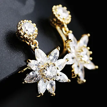 JIOFREE High quality New Women's Fashion Snowflake shape AAA zircon Clip on Earrings Rose gold Ear Earrings For Girl gift
JIOFREE High quality New Women's Fashion Snowflake shape AAA zircon Clip on Earrings Rose gold Ear Earrings For Girl gift