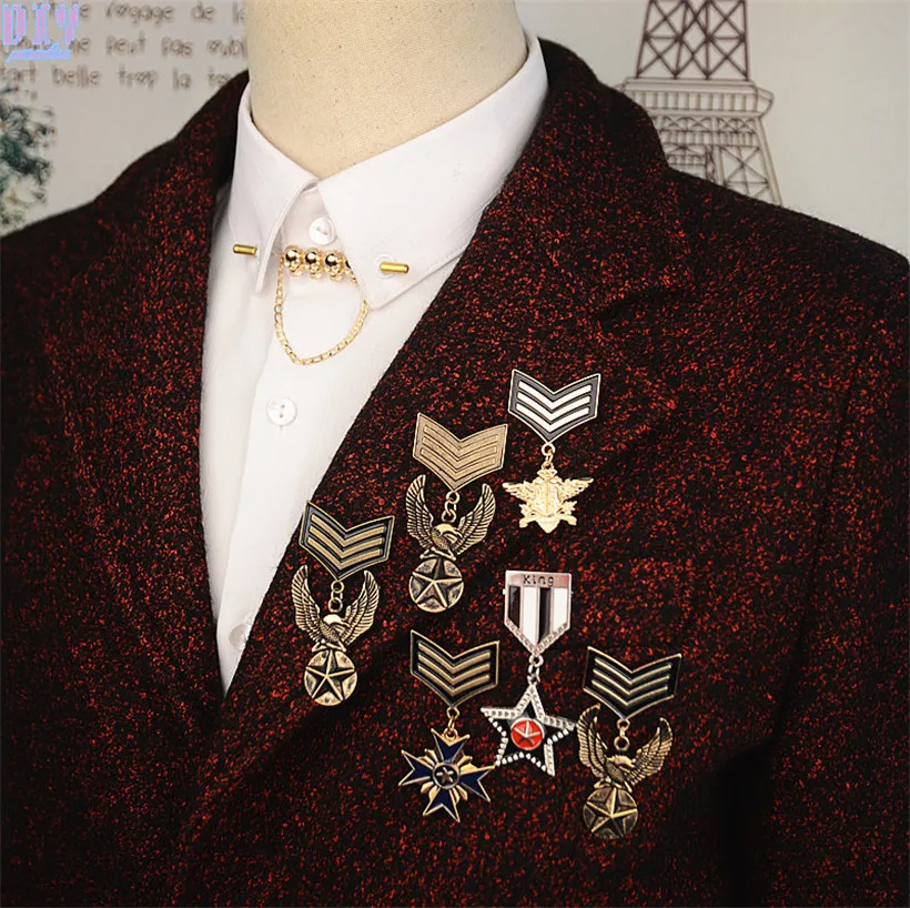 Retro Metal Five Star Shoulder Board Eagle Badges Medal Epaulet Epaulette Military Pin on Brooch
Retro Metal Five Star Shoulder Board Eagle Badges Medal Epaulet Epaulette Military Pin on Brooch