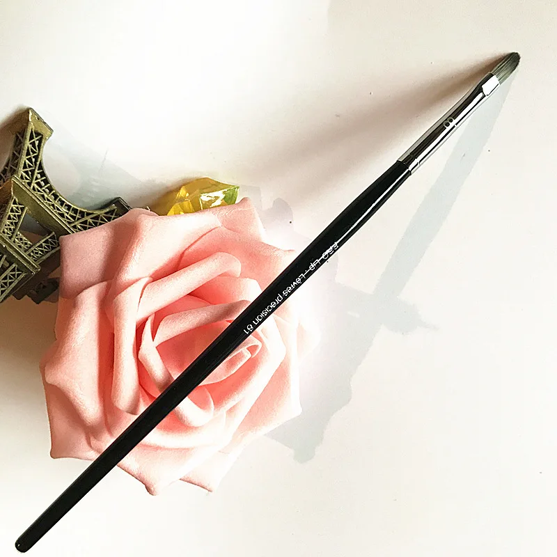 1pcs Copper pipe lip line brushing cosmetic tool Fashion Make up brush 10Pcs Multifunctional Makeup Brush Concealer Eyeshadow B
1pcs Copper pipe lip line brushing cosmetic tool Fashion Make up brush 10Pcs Multifunctional Makeup Brush Concealer Eyeshadow B