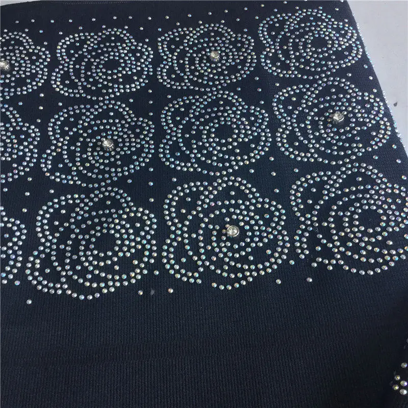 Nigerian gele black color aso oke with stones for ladies party new desgin with rose flower print stones aso oke gele
Nigerian gele black color aso oke with stones for ladies party new desgin with rose flower print stones aso oke gele