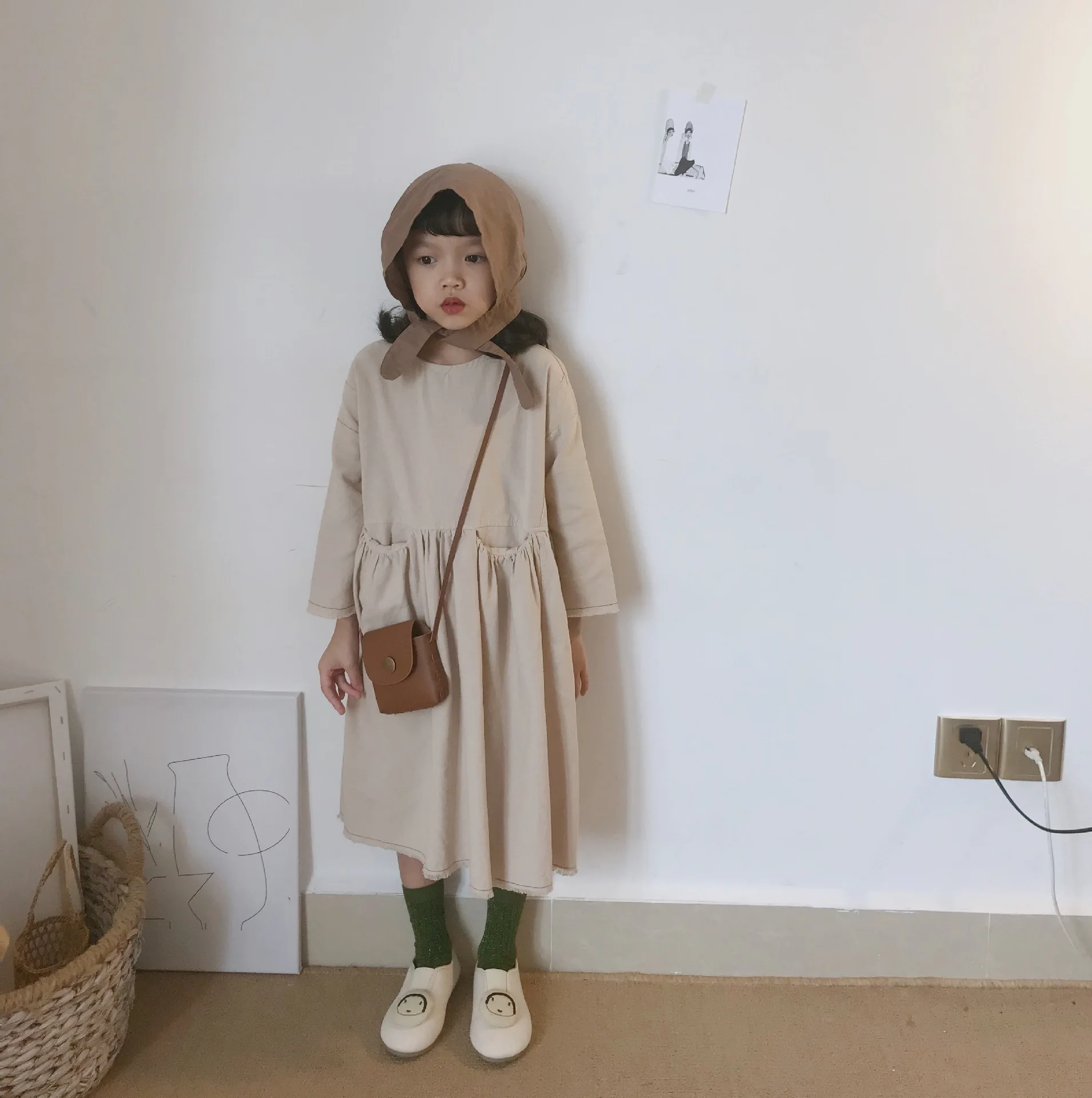 2018 Autumn Kids Girl Dress Mori Girl Blouse Linen Kids Girl Casual Clothings Beige Dress
2018 Autumn Kids Girl Dress Mori Girl Blouse Linen Kids Girl Casual Clothings Beige Dress
