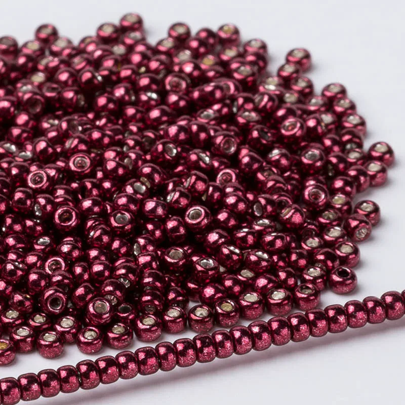 Taidian Galvanized Gold Japanese Toho seed beads 557 For Native American Beadwork 3 grams/lot
Taidian Galvanized Gold Japanese Toho seed beads 557 For Native American Beadwork 3 grams/lot