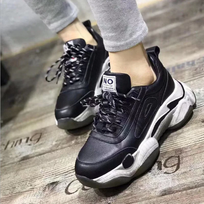 Women's Leather Color Matching Retro Platform Lace up Sneakers 2019 Spring and Autumn New Fashion Comfortable Casual Shoes
Women's Leather Color Matching Retro Platform Lace up Sneakers 2019 Spring and Autumn New Fashion Comfortable Casual Shoes