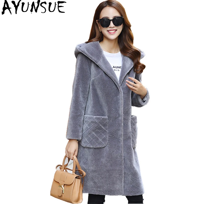 AYUNSUE Natural Sheep Shearing Fur Coat Female Real Wool Coats Women's Winter Jacket Hooded Long Warm Jackets For Women S529
AYUNSUE Natural Sheep Shearing Fur Coat Female Real Wool Coats Women's Winter Jacket Hooded Long Warm Jackets For Women S529