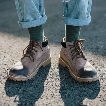 Classics Fashion Retro Men Chelsea Boots Ankle Round Toe Lace-Up Vintage Motorcycle Boots Solid Cross-tied British Style Shoes
Classics Fashion Retro Men Chelsea Boots Ankle Round Toe Lace-Up Vintage Motorcycle Boots Solid Cross-tied British Style Shoes