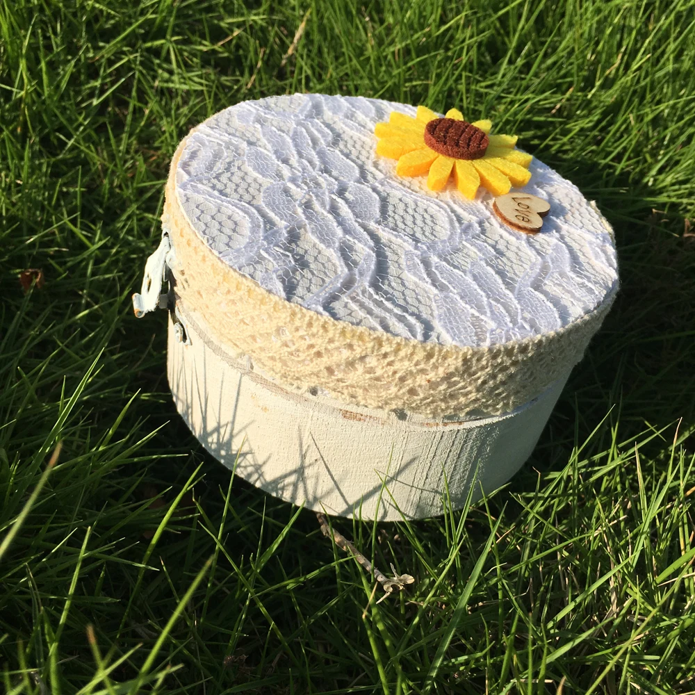 Lace Rustic Personalized Wedding Ring Box Bearer Custom Wedding Ring Box Rustic Wedding Ring Bearer Pillow Box Ring Holder
Lace Rustic Personalized Wedding Ring Box Bearer Custom Wedding Ring Box Rustic Wedding Ring Bearer Pillow Box Ring Holder