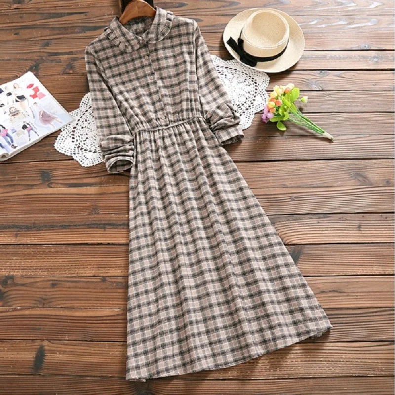Spring Autumn Women Elegant Plaid Midi Dress Peter Pan Collar Full Sleeve Vintage Vestidos Cotton Linen Casual Loose Dress M-2XL
Spring Autumn Women Elegant Plaid Midi Dress Peter Pan Collar Full Sleeve Vintage Vestidos Cotton Linen Casual Loose Dress M-2XL