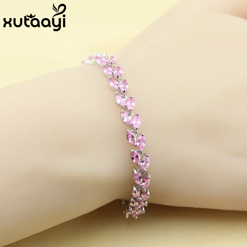 New Fashion Pink Cubic Zirconia 925 Silver Overlay Bracelet For Women Adjustable Link Chain Bracelet Length 16+2cm
New Fashion Pink Cubic Zirconia 925 Silver Overlay Bracelet For Women Adjustable Link Chain Bracelet Length 16+2cm
