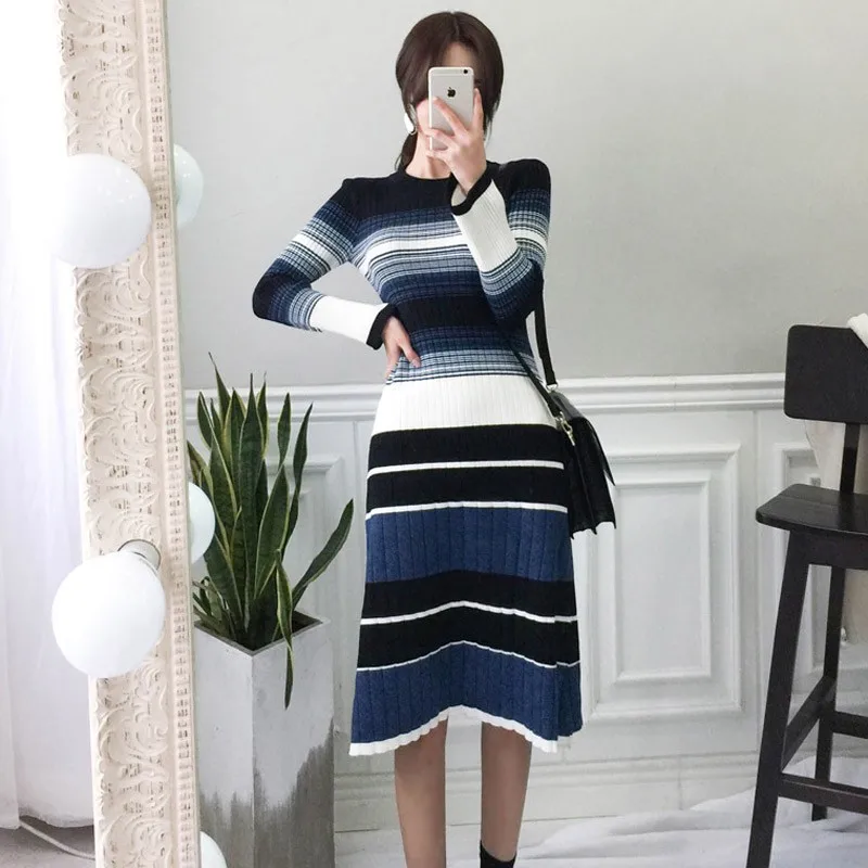 2019 New Runway Autumn Winter Korean Style Knitting Dress Women Stretch Elastic Midi Long Vintage Knitted dresses Vestidos 
2019 New Runway Autumn Winter Korean Style Knitting Dress Women Stretch Elastic Midi Long Vintage Knitted dresses Vestidos
