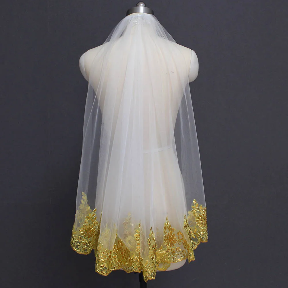 New Gold Lace White Ivory Tulle Short Wedding Veil with Comb Bling Sequins Lace One Layer Bridal Veil Voile de Mariee
New Gold Lace White Ivory Tulle Short Wedding Veil with Comb Bling Sequins Lace One Layer Bridal Veil Voile de Mariee