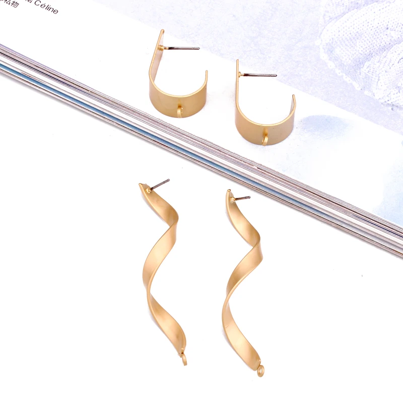 4pcs 50mm Curved Long Earrings Findings Eardrop Charms Making DIY Women Dangle Earring Pendientes Jewelry Accessories C278
4pcs 50mm Curved Long Earrings Findings Eardrop Charms Making DIY Women Dangle Earring Pendientes Jewelry Accessories C278