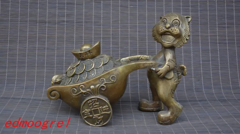 Antiques Art Collection Old Chinese gold-filled Copper Cat give money Statue/ Sculpture,Handicrafts,best adornment,free shipping
Antiques Art Collection Old Chinese gold-filled Copper Cat give money Statue/ Sculpture,Handicrafts,best adornment,free shipping