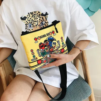 Fashion Cute Cartoon Small Square Bag 2019 Simple Luxury Handbag for Women Casual Wild Canvas Shoulder Messenger Bags
Fashion Cute Cartoon Small Square Bag 2019 Simple Luxury Handbag for Women Casual Wild Canvas Shoulder Messenger Bags