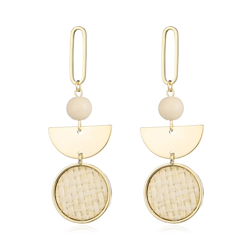 Gold Color Long Earrings for women Fashion Jewelry Turkey Alloy Material Vintage Drop Earrings Female Brincos 2018
Gold Color Long Earrings for women Fashion Jewelry Turkey Alloy Material Vintage Drop Earrings Female Brincos 2018