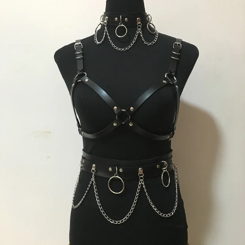 New Female Black Faux leather wide waist belt with metal chain chest harness new night Club decoration for Women
New Female Black Faux leather wide waist belt with metal chain chest harness new night Club decoration for Women
