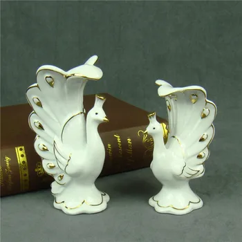 Porcelain Peafowl Couple Figurine Ceramic Lovers Peacock Miniature Ornament Mascot Handicraft for House Decor and Wedding Gift
Porcelain Peafowl Couple Figurine Ceramic Lovers Peacock Miniature Ornament Mascot Handicraft for House Decor and Wedding Gift