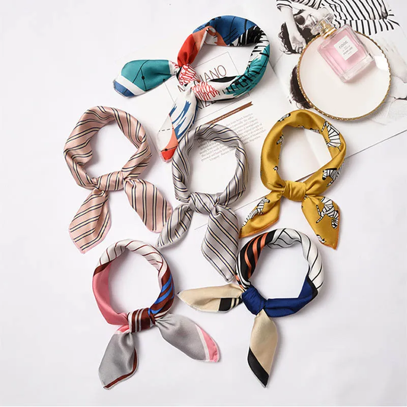 Scarves for Women Fashion 2018 Digital Printing Simulation Silk Scarf for Ladies Customize Butterfly Vintage Small Square Scarf
Scarves for Women Fashion 2018 Digital Printing Simulation Silk Scarf for Ladies Customize Butterfly Vintage Small Square Scarf