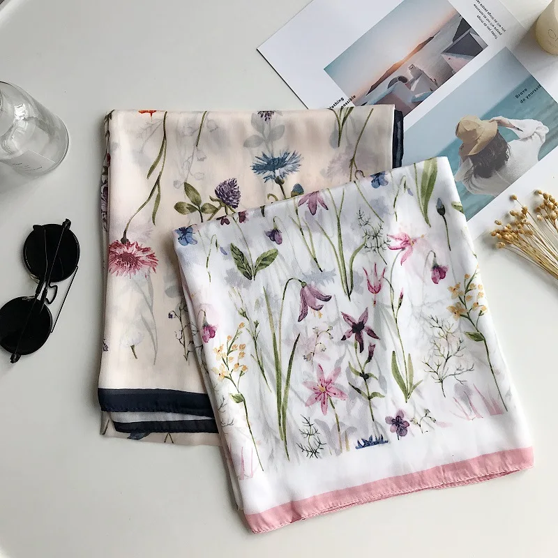 New 2019 Women Luxury Brand Lotus Floral Silk Shawl Scarf Women High Quality Pashmina Snood Long Bandanas Bufanda Foulards Hijab
New 2019 Women Luxury Brand Lotus Floral Silk Shawl Scarf Women High Quality Pashmina Snood Long Bandanas Bufanda Foulards Hijab