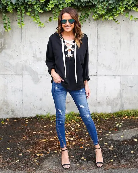 3648051623_1237963270