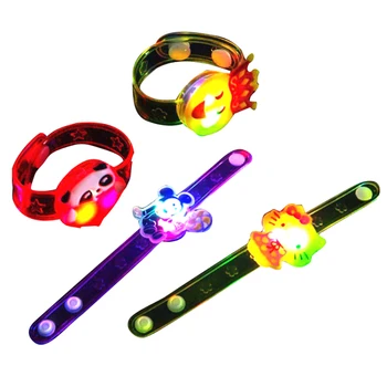 Personality Bracelet Multi-color Random Delivery Children's Flash Bracelet Electric Luminous Flash Bracelet
Personality Bracelet Multi-color Random Delivery Children's Flash Bracelet Electric Luminous Flash Bracelet