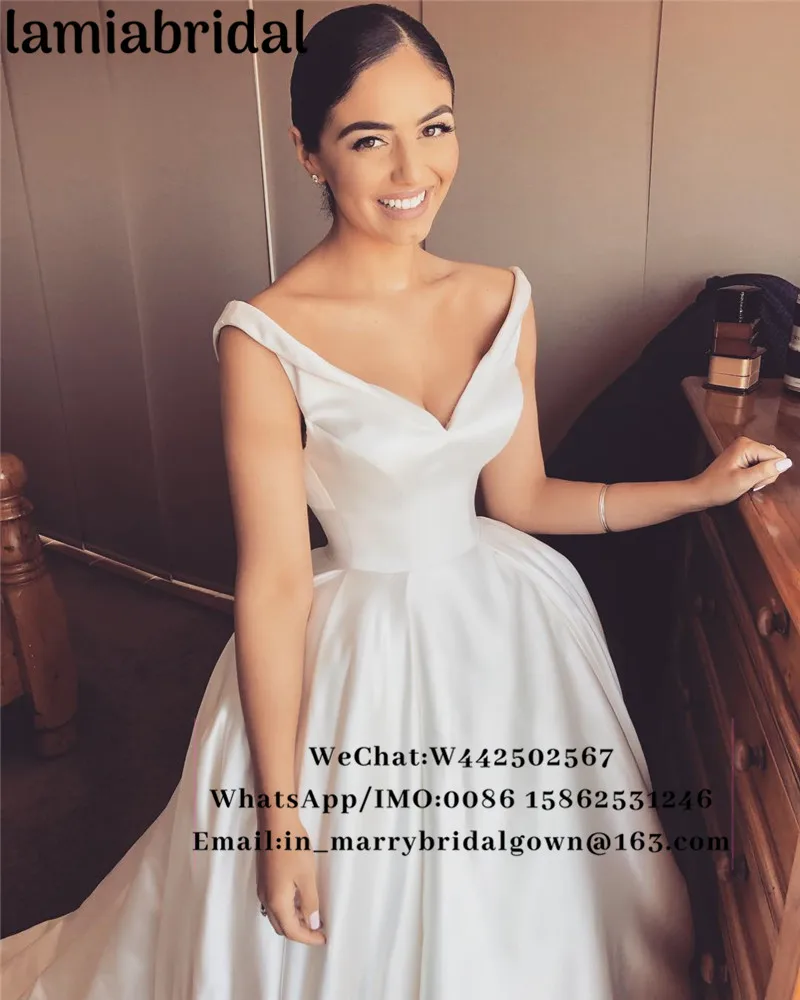 Sexy Backless Country Beach Wedding Dresses 2019 A Line Off Shoulder Plus Size Cheap Simple Satin Bridal Gowns Vestido De Novia
Sexy Backless Country Beach Wedding Dresses 2019 A Line Off Shoulder Plus Size Cheap Simple Satin Bridal Gowns Vestido De Novia