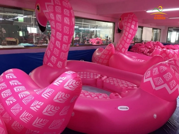 flamingo water float