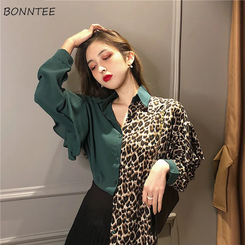 Shirts Women Spring Chic Retro Patchwork Leopard Elegant Shirt Womens Soft Ruffles Long Sleeve V-Neck Loose Ladies Casual Blouse
Shirts Women Spring Chic Retro Patchwork Leopard Elegant Shirt Womens Soft Ruffles Long Sleeve V-Neck Loose Ladies Casual Blouse