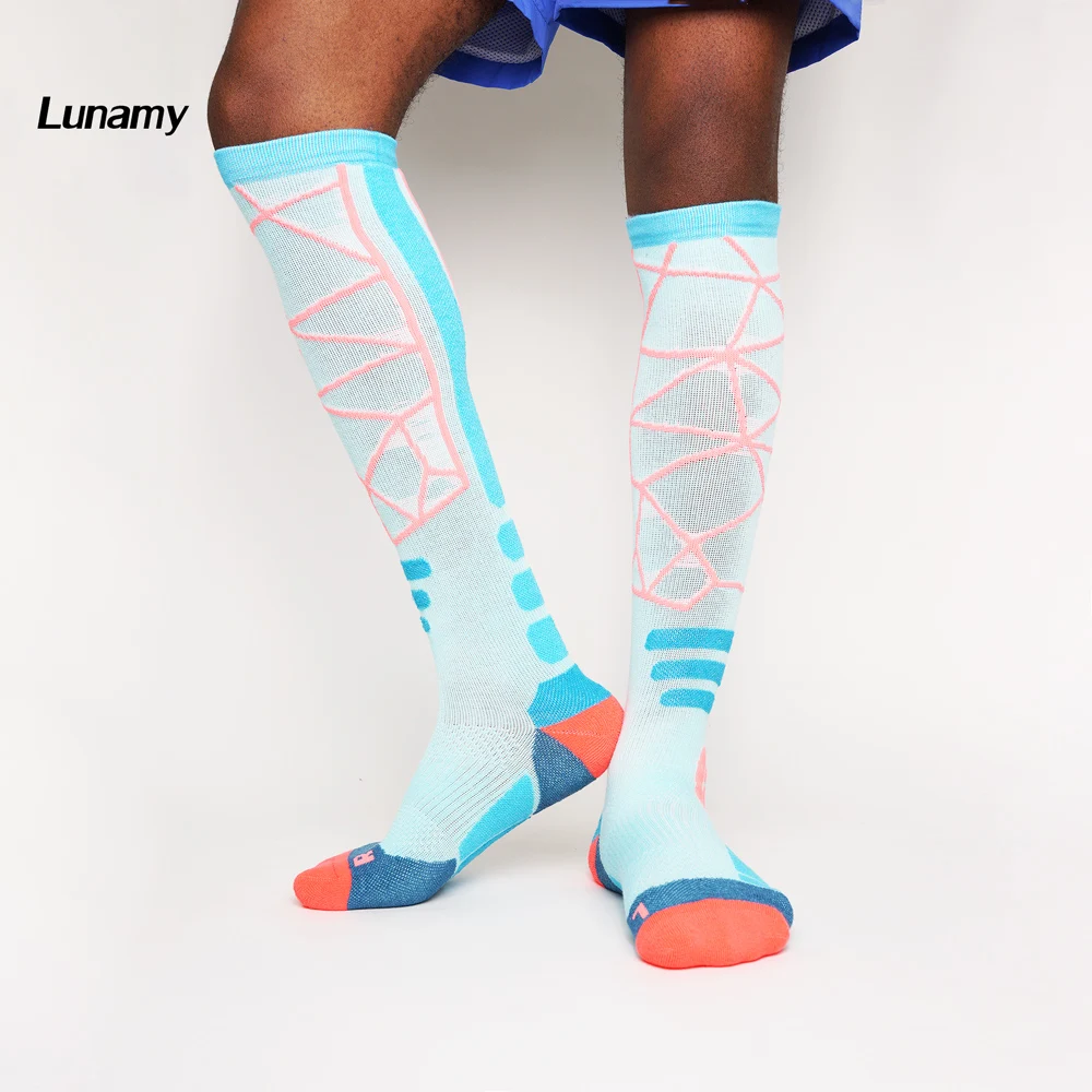 2018 Antibacterial Deodorization Compression Socks Breathable Anti-skip Skiing Socks Men Professional Sport Stockings Warm Socks
2018 Antibacterial Deodorization Compression Socks Breathable Anti-skip Skiing Socks Men Professional Sport Stockings Warm Socks
