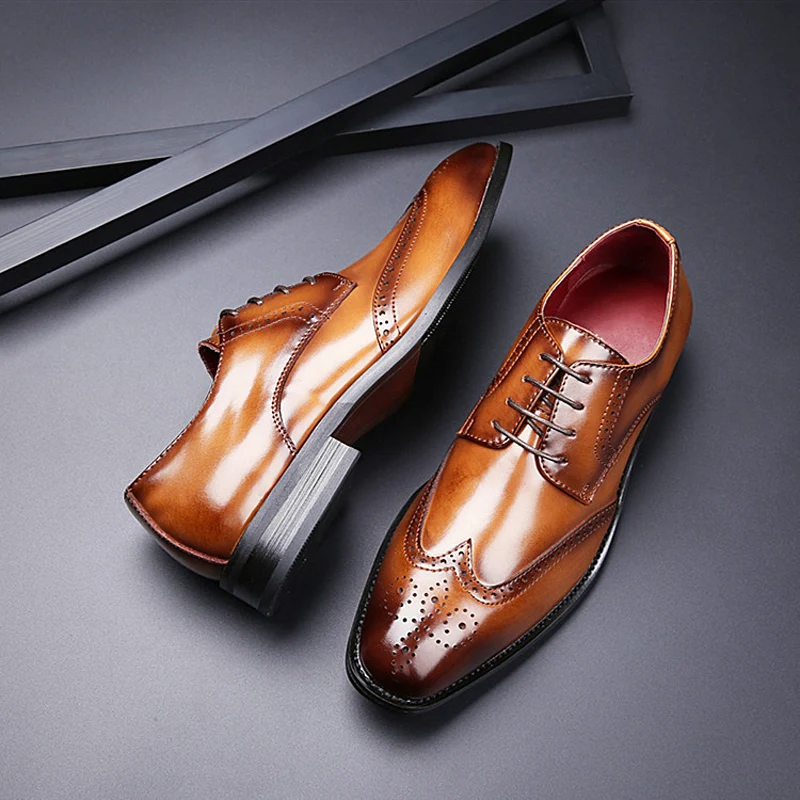 Men's Leather Shoes Carved Business Dress Shoes Shoes For Men Pointed British Brock Shoe EU Large Size 39-47 New
Men's Leather Shoes Carved Business Dress Shoes Shoes For Men Pointed British Brock Shoe EU Large Size 39-47 New