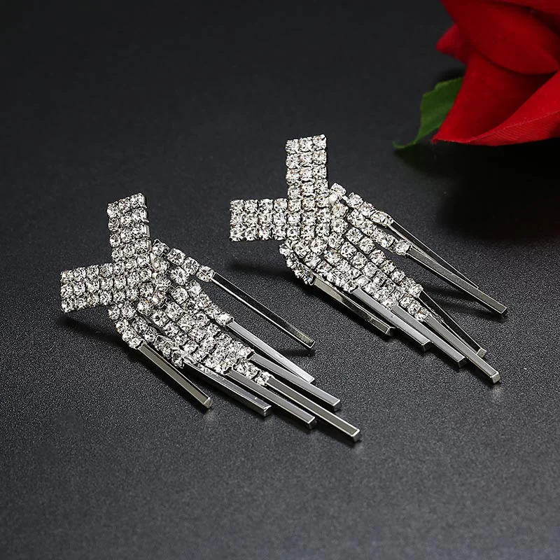 FYM high quality tassel Drop Earrings Vintage Antique Silver Color Crystal Drop Earrings Jewelry For Women party
FYM high quality tassel Drop Earrings Vintage Antique Silver Color Crystal Drop Earrings Jewelry For Women party