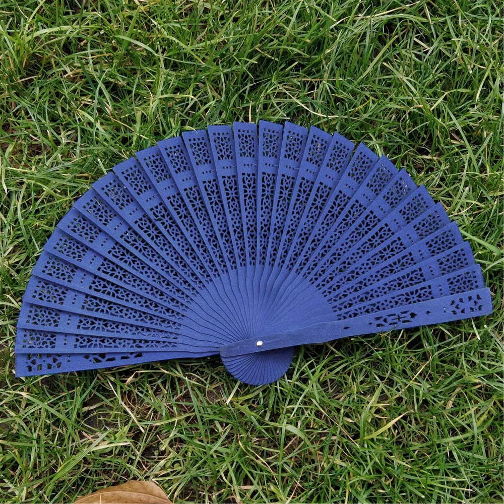 2019 New Arrivals Wedding Hand Fragrant Party Carved Bamboo Folding Fan Chinese Style Wooden Best Selling Dropshipping
2019 New Arrivals Wedding Hand Fragrant Party Carved Bamboo Folding Fan Chinese Style Wooden Best Selling Dropshipping