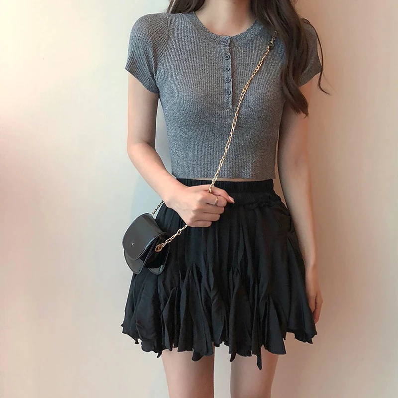 2 colors summer short tops 2019 Korean chic style solid color slim knitted tops womens short sleeve tee shirt femme (R66601)
2 colors summer short tops 2019 Korean chic style solid color slim knitted tops womens short sleeve tee shirt femme (R66601)