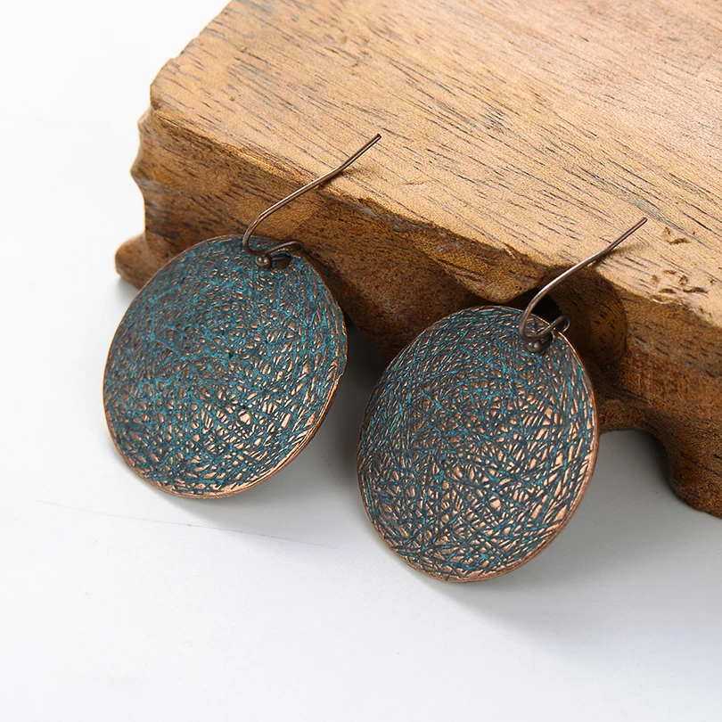 Retro Copper Color Charm Circle Earrings for Women Gypsy Jewelry Punk Twist Design Copper Pendant Ethnic Drop Earring Hot
Retro Copper Color Charm Circle Earrings for Women Gypsy Jewelry Punk Twist Design Copper Pendant Ethnic Drop Earring Hot
