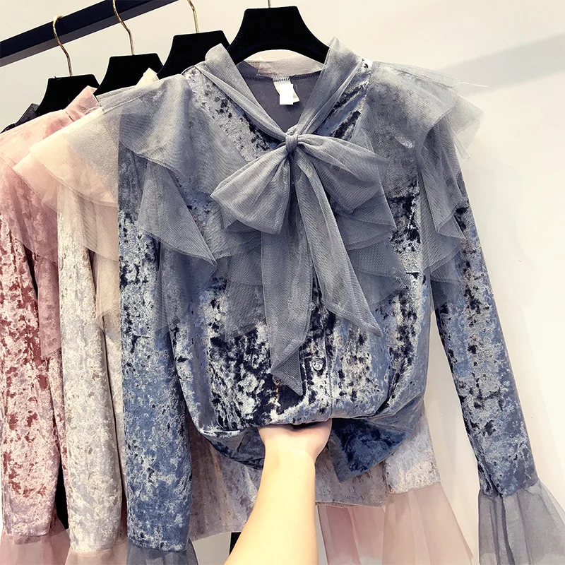 MUMUZI 2019 Women Spring Blouse Vintage V Neck Long Sleeve Printed Loose Ruffle Shirt Female Bow Bandage Flared Sleeve Blouses
MUMUZI 2019 Women Spring Blouse Vintage V Neck Long Sleeve Printed Loose Ruffle Shirt Female Bow Bandage Flared Sleeve Blouses