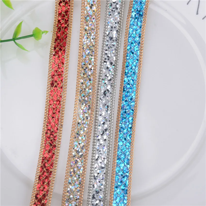 New style 2yards/lot 11mm wide sequins Chain Iron on Hotfix Crystal rhinestone Chain Applique Lace Ribbon Trim For Wedding Dress
New style 2yards/lot 11mm wide sequins Chain Iron on Hotfix Crystal rhinestone Chain Applique Lace Ribbon Trim For Wedding Dress