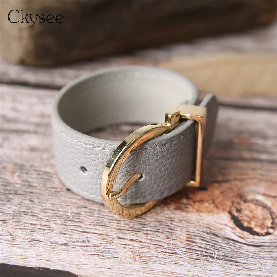 Ckysee 2018 Punk Style Genuine Leather Bracelet For Women Men Grey Blue Color Big Exaggerated Belt Buckle Wristband Bracelet
Ckysee 2018 Punk Style Genuine Leather Bracelet For Women Men Grey Blue Color Big Exaggerated Belt Buckle Wristband Bracelet